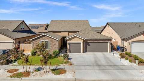 1936 Red Rock Drive, Hanford, CA 93230