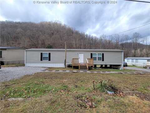 8492 Cabin Creek Road, Cabin Creek, WV 25075