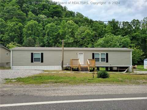 8492 Cabin Creek Road, Cabin Creek, WV 25075