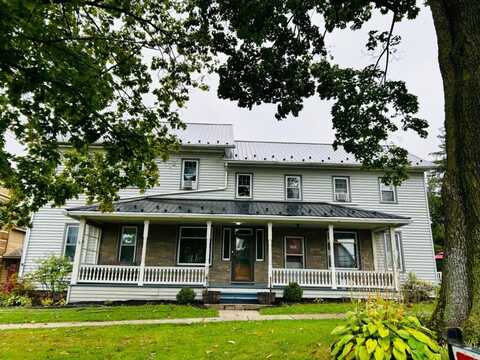 220 W Aaron Sq, Aaronsburg, PA 16820