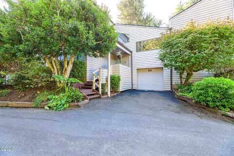 600 Island Drive 18, Gleneden Beach, OR 97388