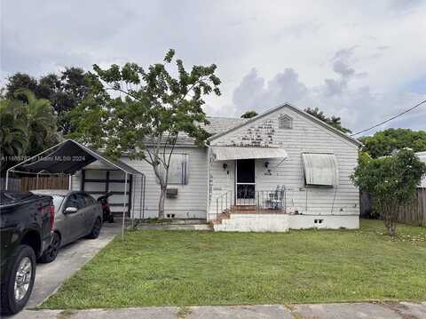 2737 NW 4th St, Miami, FL 33125