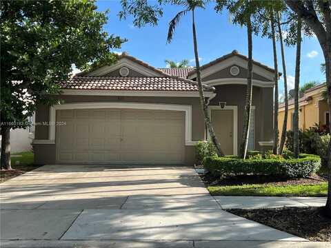 895 Golden Cane Dr, Weston, FL 33327