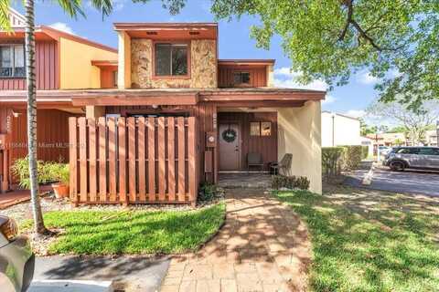 442 SE 11th Ter, Dania Beach, FL 33004