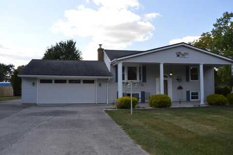 1411 Michigan Dr, Bucyrus, OH 44820