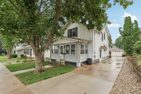 432 Herman St, Burlington, WI 53105