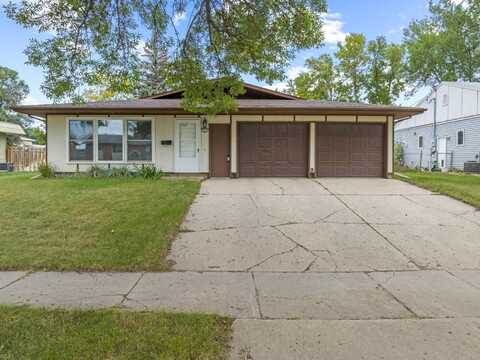 1932 SW 2nd Ave, Minot, ND 58701