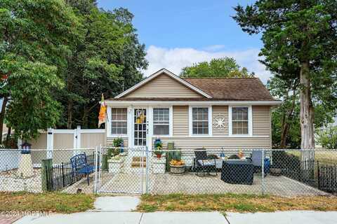 611 Ocean Gate Avenue, Ocean Gate, NJ 08740