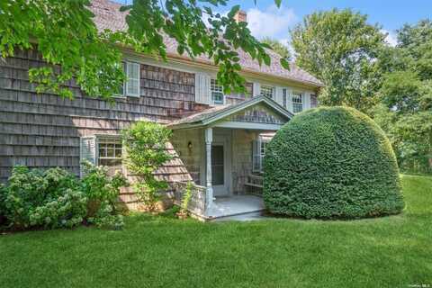 439 Hayground Road, Water Mill, NY 11976