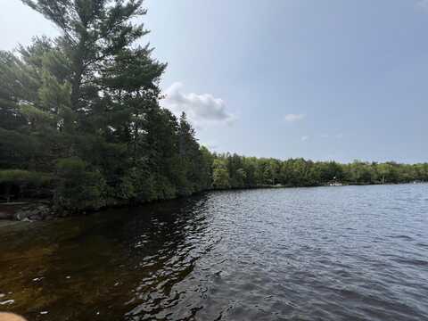 269 Egg Pond Road, Lincoln, ME 04457