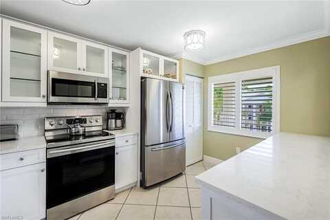 3011 Sandpiper Bay, NAPLES, FL 34112