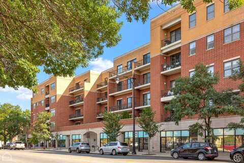 3125 W Fullerton Avenue, Chicago, IL 60647