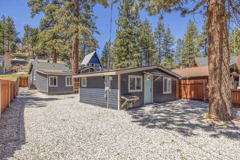 736 W Aeroplane Boulevard, Big Bear City, CA 92314