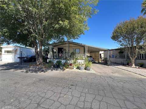 332 N Lyon Avenue, Hemet, CA 92543