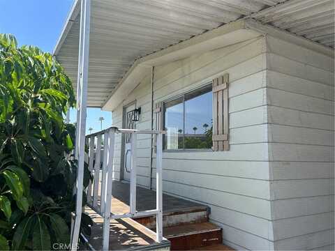 432 S Harbor Blvd, Santa Ana, CA 92704