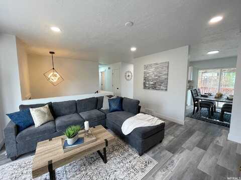 Brixton, TAYLORSVILLE, UT 84129