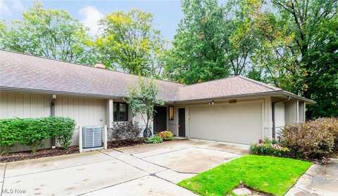 3272 Richmond Road, Beachwood, OH 44122