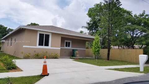 8Th, DANIA, FL 33004