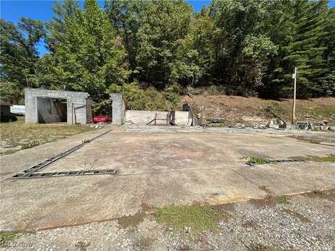 6290 Procious Maysel Road, Procious, WV 25164