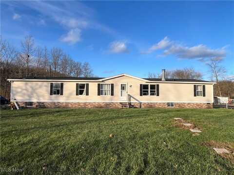 11507 Weimer Drive SE, East Canton, OH 44730