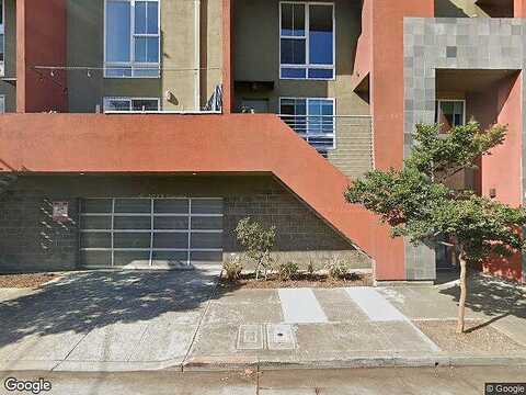 8Th, OAKLAND, CA 94607