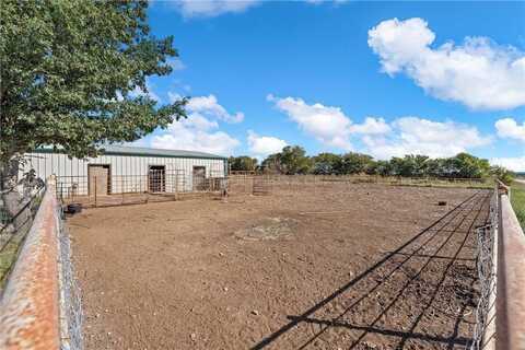 1025 Hcr 2421, Hillsboro, TX 76645