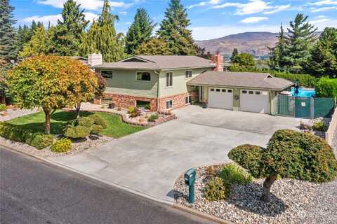 Horselake, WENATCHEE, WA 98801