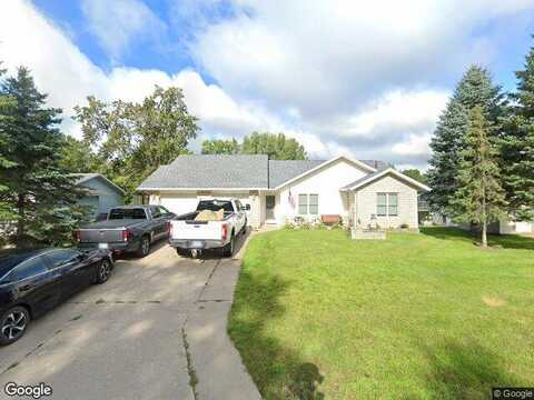 Lori, DETROIT LAKES, MN 56501