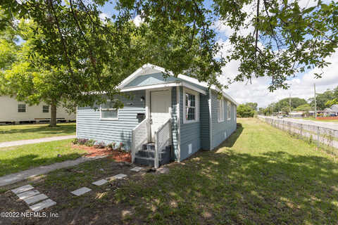 Danson, JACKSONVILLE, FL 32209