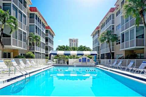 Ocean, HALLANDALE BEACH, FL 33009