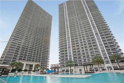 Ocean, HALLANDALE BEACH, FL 33009