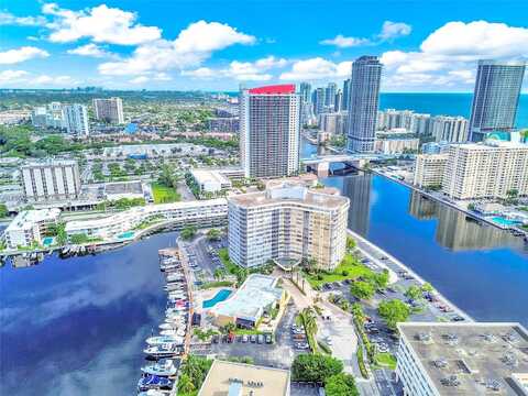 Golden Isles, HALLANDALE BEACH, FL 33009