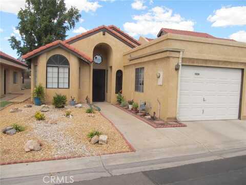 Elm, APPLE VALLEY, CA 92308