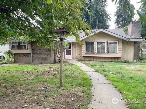 Colonial, PORT ORCHARD, WA 98366