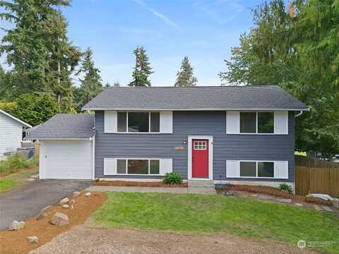 Spruce, LYNNWOOD, WA 98037