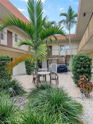 2Nd, HALLANDALE BEACH, FL 33009