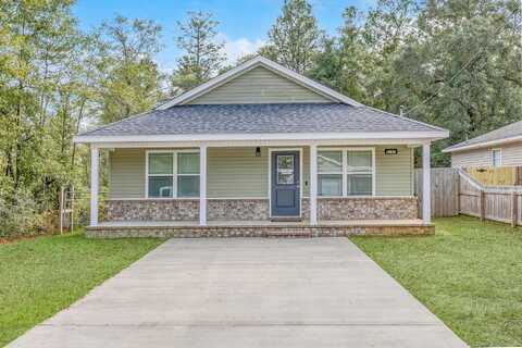 Maple, CRESTVIEW, FL 32539