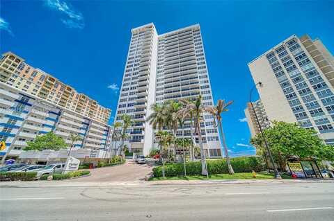 Ocean, HALLANDALE BEACH, FL 33009