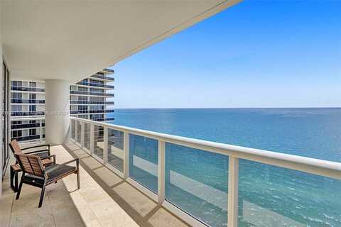 Ocean, HALLANDALE BEACH, FL 33009