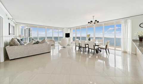 Ocean, HALLANDALE BEACH, FL 33009