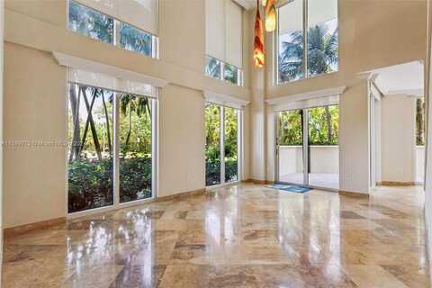 Hallandale Beach, HALLANDALE BEACH, FL 33009