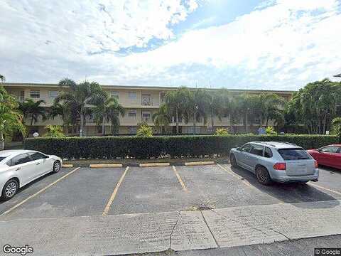 1St, HALLANDALE BEACH, FL 33009