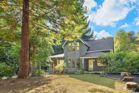 107Th, VASHON, WA 98070