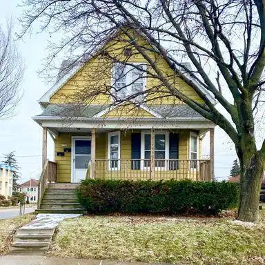 70Th, MILWAUKEE, WI 53214