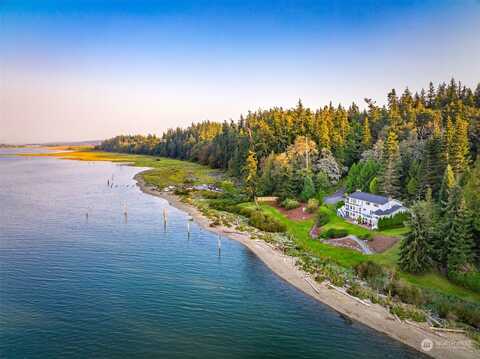 Moore, CAMANO ISLAND, WA 98282