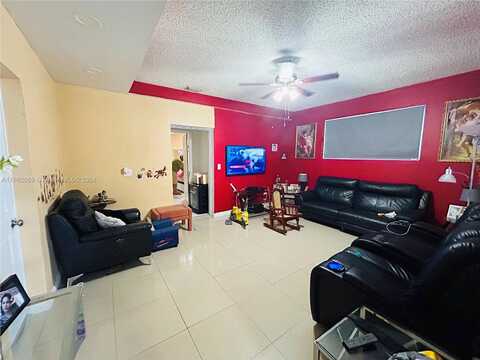 39Th, HIALEAH, FL 33013