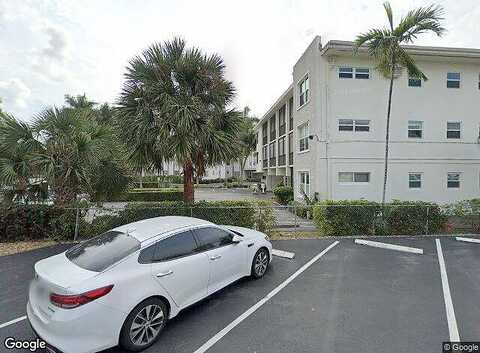 Ocean, HALLANDALE BEACH, FL 33009