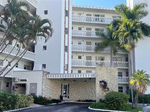 Ocean, HALLANDALE BEACH, FL 33009