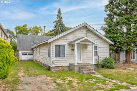 8Th, LONGVIEW, WA 98632