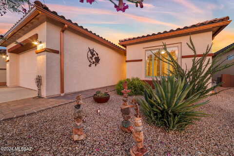 Camino Colina Del Pino, GREEN VALLEY, AZ 85614